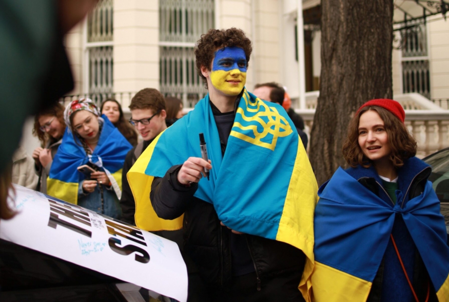 Політика відбілювання