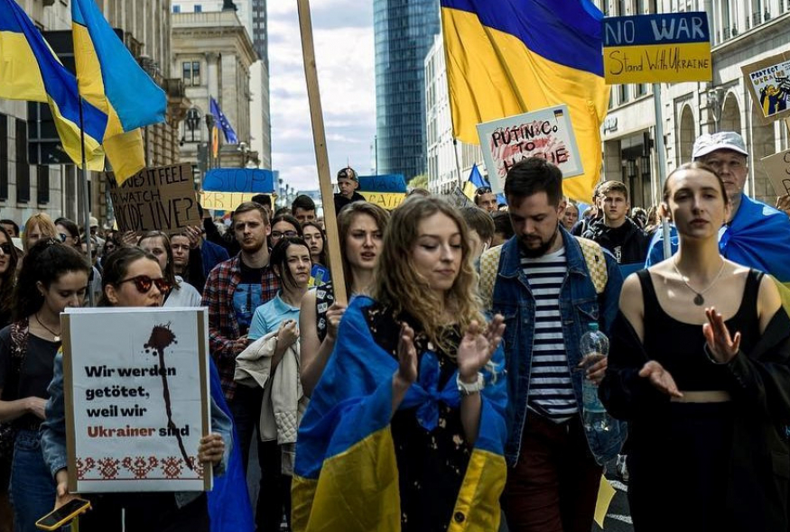 Світова історія тепер твориться в Україні