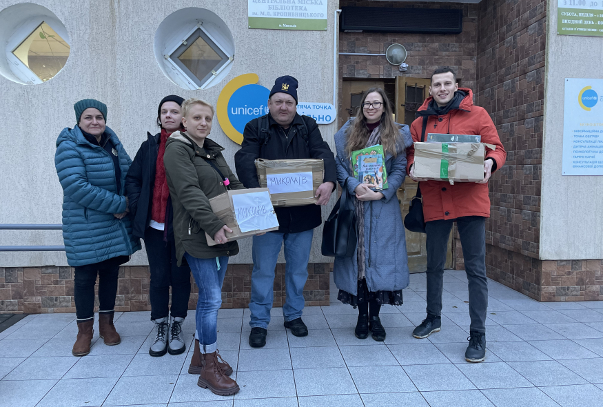 Відбулась 15-та літературно-волонтерська поїздка Українського ПЕН на Миколаївщину