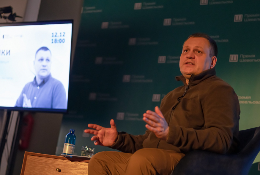 Анатолій Дністровий про есеїстичне письмо та імена, які крізь нього проступають