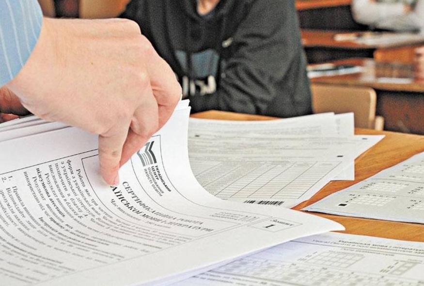 Заява Українського ПЕН щодо вилучення української літератури із тестових завдань для ЗНО