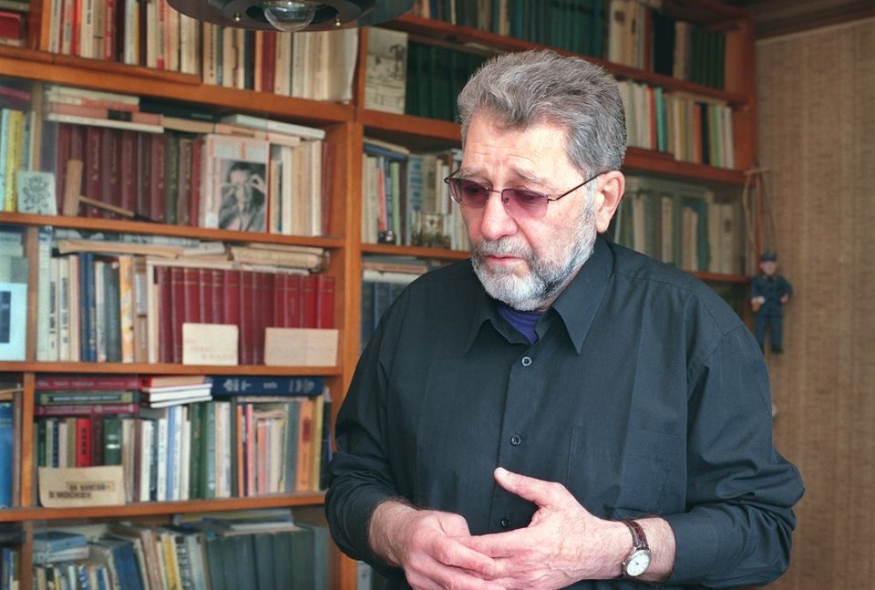 Що відкрив Мирон Петровський у Києві, в Україні, в самих нас