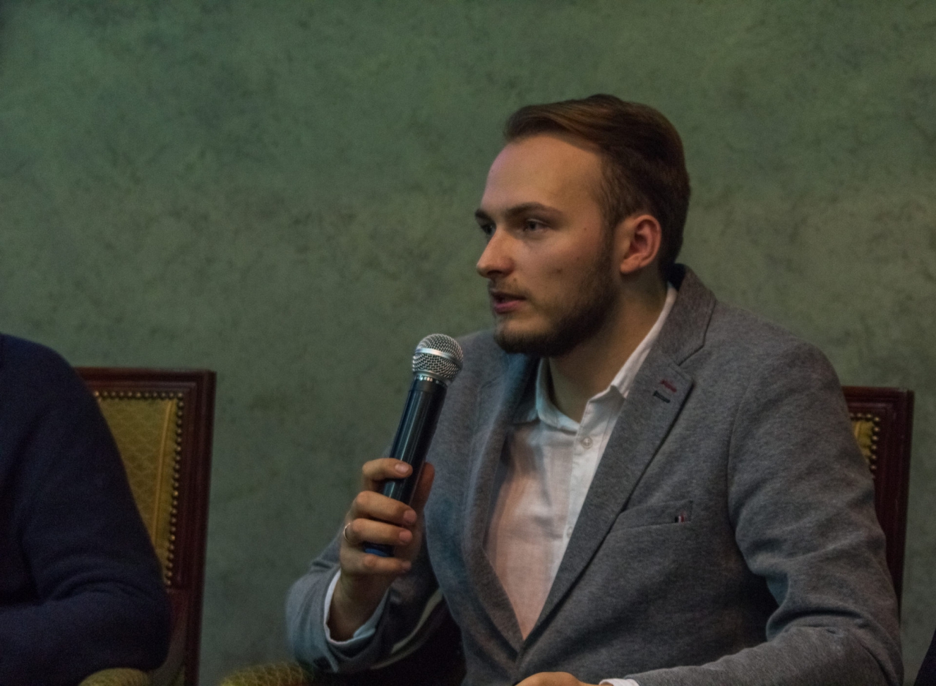 Дмитро Тіщенко